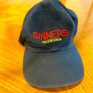 BALENCIAGA SINNERS CAP